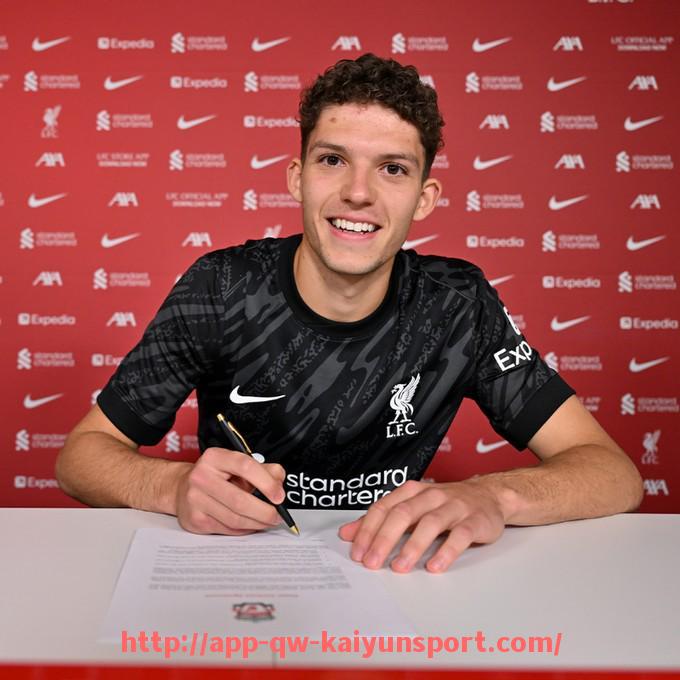 开云体育官网app下载-意甲联赛中存在的各大球队数量